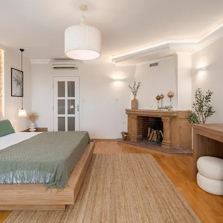 Hotel Oleo *