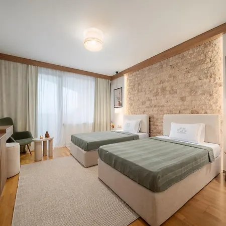 Oleo Hotel Momchilgrad